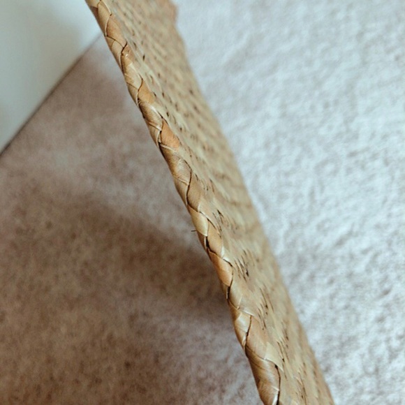 Flat Rattan bags. Set of 2 - Picture 5 of 14